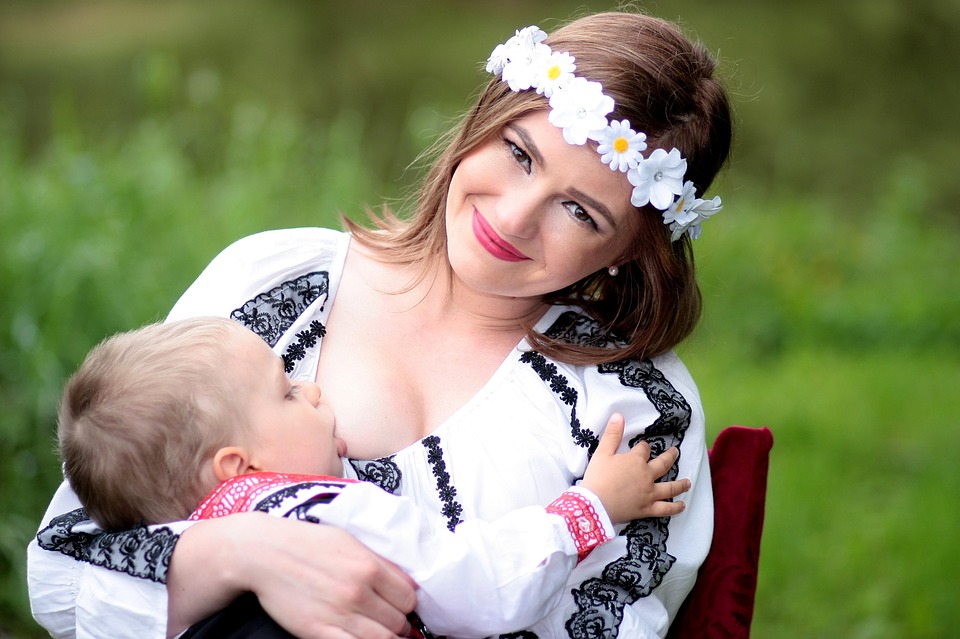 encourage breastfeeding moms
